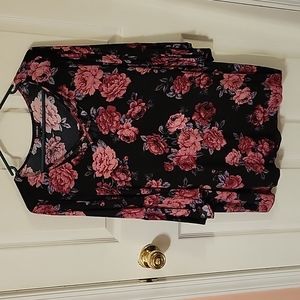 Torrid size 2 Black with Floral blouse with 3/4 length split bell sleeves
